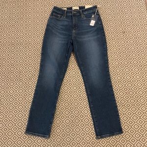 NWT Size 2 universal Thread High Rise Straight Jeans